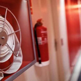 Comprar o produto de PROJETOS DE PREVENÇÃO CONTRA INCÊNDIO em Engenharia em Aracaju, SE por Solutudo