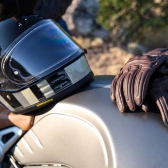 Comprar o produto de Acessórios para Motos de Alta Qualidade - Personalização e Segurança em São Manuel em Acessórios de Motos em São Manuel, SP por Solutudo