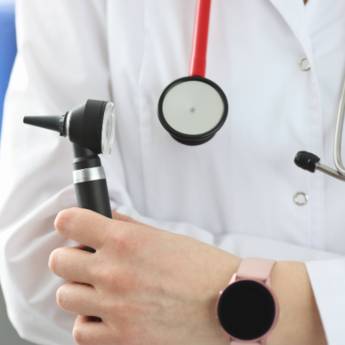 Comprar o produto de Otorrinolaringologista - Saúde Auditiva e Respiratória Completa em São Mateus em Clínica Médica em São Mateus, ES por Solutudo