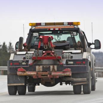 Comprar o produto de Guincho de Confiança – Atendimento Rápido e Seguro em Brasília em Guinchos em Brasília, DF por Solutudo