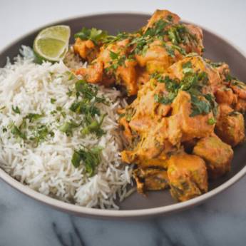 Comprar o produto de Marmita Média - Refeição Ideal e Saborosa - Lençóis Paulista em Marmitarias em Lençóis Paulista, SP por Solutudo