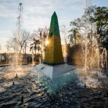 Comprar o produto de Marco das Três Fronteiras em Brasil em Foz do Iguaçu, PR por Solutudo