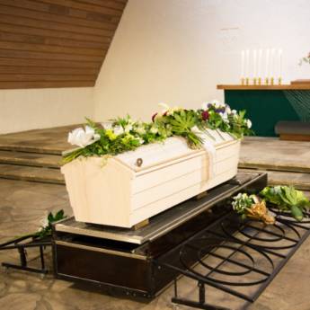 Comprar o produto de Translado Aéreo Seguro e Ágil – São Mateus em Funerárias em São Mateus, ES por Solutudo