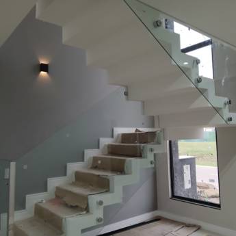 Comprar o produto de Guarda Corpo Instalado em Colombo, PR em Vidraçarias em Curitiba, PR por Solutudo