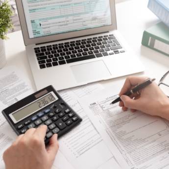 Comprar o produto de Contabilidade – Eficiência e Confiabilidade em Santa Maria/RS em Contabilidade em Santa Maria, RS por Solutudo