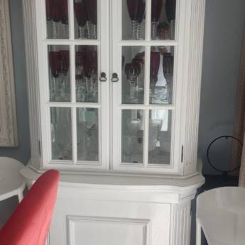 Comprar o produto de Cristaleira na Pintura de Laca – Elegância e Sofisticação em Salvador/BA em Cristaleira em Salvador, BA por Solutudo