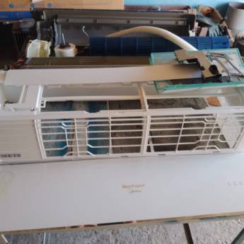 Comprar o produto de Split Após Higienização, Aguardando Montagem em Ar Condicionado em Betim, MG por Solutudo