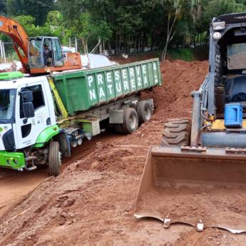 Comprar o produto de Caçamba para Transporte de Areia em Caçambas em Pardinho, SP por Solutudo