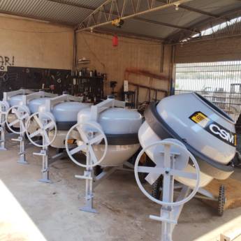 Comprar o produto de Betoneira – Agilidade e Eficiência na Construção em Santa Bárbara Resort Residence/SP em Ferramentas pela empresa Piramak Locações de Ferramentas em Santa Bárbara Resort Residence, SP por Solutudo