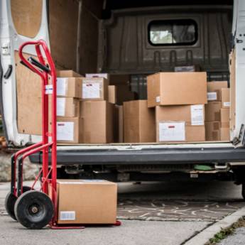 Comprar o produto de Transporte de Produtos para Região Meio-Oeste - Rapidez e Segurança em Fraiburgo/SC em Transportes em Fraiburgo, SC por Solutudo