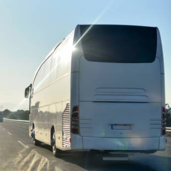 Comprar o produto de Viagens e Turismo - Conforto e Praticidade em Porangatu/GO em Fretamento - Ônibus em Mara Rosa, GO por Solutudo