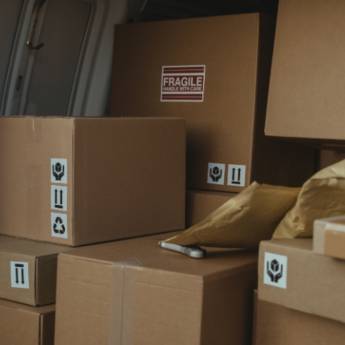 Comprar o produto de Transportadora de Cargas e Encomendas - Rápido, Seguro e Confiável em Porangatu/GO em Frete, Carreto, Transporte em Mara Rosa, GO por Solutudo