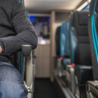 Comprar o produto de Locação de Ônibus - Conforto e Pontualidade para Sua Viagem em Barro Alto/GO em Fretamento - Ônibus em Mara Rosa, GO por Solutudo