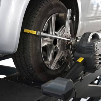 Comprar o produto de Serviços de Alinhamento 3D, Balanceamento, Freios e Mecânica Geral – Performance e Segurança em Avaré/SP em Oficinas Mecânicas para Carros em Avaré, SP por Solutudo Comprar o produto de Serviços de Alinhamento 3D, Balanceamento, Freios e Mecânica Geral – Performance e Segurança em Avaré/SP em Oficinas Mecânicas para Carros em Avaré, SP por Solutudo