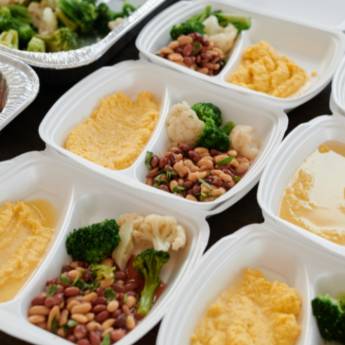 Comprar o produto de Marmitex Pequena - Praticidade e Sabor em Lençóis Paulista/SP em Restaurantes em Lençóis Paulista, SP por Solutudo