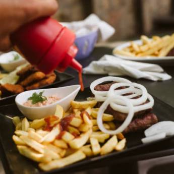 Comprar o produto de Pratos Quentes à La Carte – Sabor e Variedade em Lençóis Paulista, SP em Restaurantes em Lençóis Paulista, SP por Solutudo