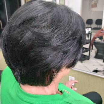 Comprar o produto de Cortes de Cabelos - Estilo e Renovação em São Manuel, SP em Salões de Beleza em São Manuel, SP por Solutudo