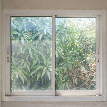 Comprar o produto de Janelas de Vidro em Janelas em Joinville, SC por Solutudo