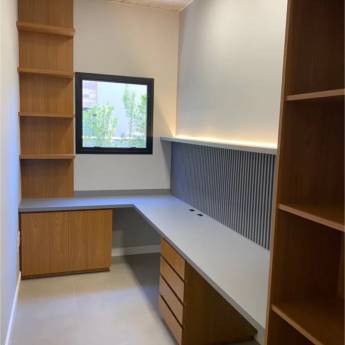 Comprar o produto de Projeto de Móveis Planejados para Home Office em Móveis Planejados - Marcenarias em Joinville, SC por Solutudo