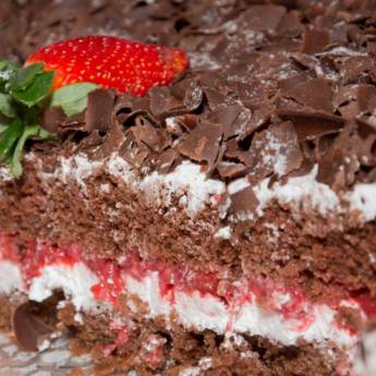 Comprar o produto de Bolo Recheado em Bolos e Doces em Botucatu, SP por Solutudo