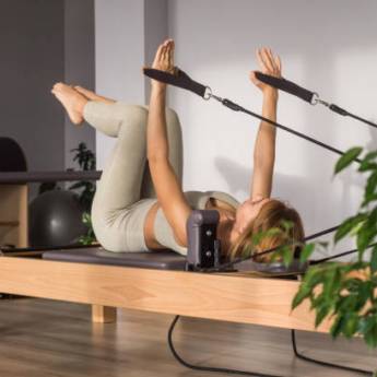 Comprar o produto de Pilates: Melhore Sua Saúde e Bem-Estar em Lençóis Paulista, SP em Academias em Lençóis Paulista, SP por Solutudo