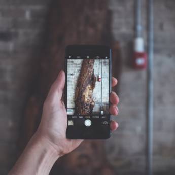 Comprar o produto de Troca de Câmera de Celular em Celulares e Acessórios - Consertos pela empresa iPower Tech em Alexânia, GO por Solutudo