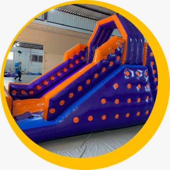 Comprar o produto de Tobogã inflável  em Brinquedos Infláveis em Foz do Iguaçu, PR por Solutudo