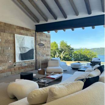 Comprar o produto de Construção Estilo Rústico Chique – Sofisticação e Conforto em Riviera de Santa Cristina XIII, Paranapanema - SP em Construtoras em Riviera de Santa Cristina XIII, SP por Solutudo