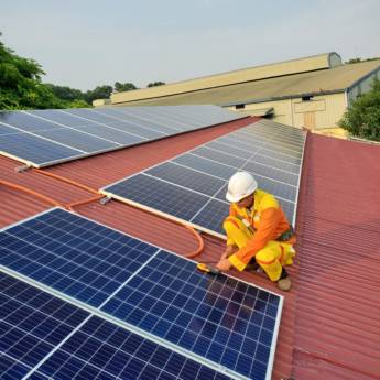 Comprar o produto de Energia Solar Comercial  em Energia Solar em Mineiros, GO por Solutudo