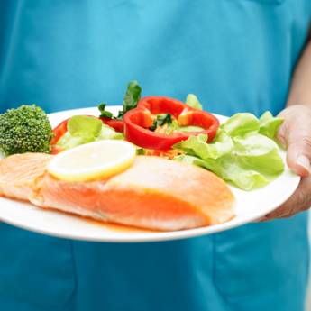 Comprar o produto de Nutricionista para Controle de Colesterol Alto em Nutricionista em Botucatu, SP por Solutudo