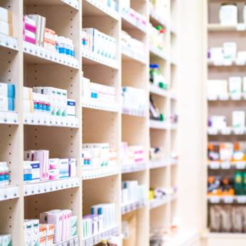 Comprar o produto de Farmácia Pet – Cuidado e Saúde Sob Medida para Seu Animal em Farmácias Veterinárias em Bauru, SP por Solutudo Comprar o produto de Farmácia Pet – Cuidado e Saúde Sob Medida para Seu Animal em Farmácias Veterinárias em Bauru, SP por Solutudo