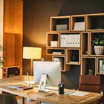 Comprar o produto de Escritório Planejado – Produtividade e Elegância no Ninho Verde II Eco Residence, SP em Móveis Planejados em Ninho Verde II Eco Residence, SP por Solutudo