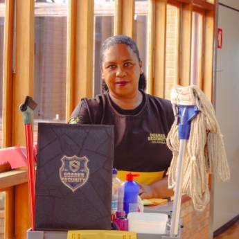 Comprar o produto de Limpeza para Condomínios, Empresas e Estabelecimentos em Itapetininga em Limpeza Geral em Itapetininga, SP por Solutudo