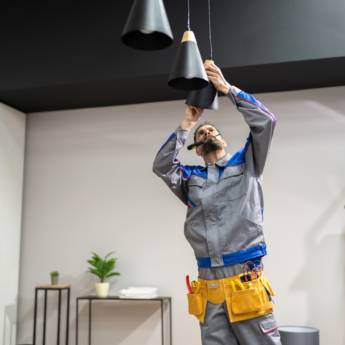 Comprar o produto de Iluminação em Eletricistas em Botucatu, SP por Solutudo Comprar o produto de Iluminação em Eletricistas em Botucatu, SP por Solutudo