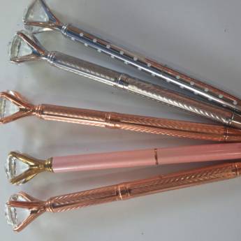 Comprar o produto de Canetas Especiais – Elegância e Precisão em São Paulo, SP em Canetas, Lápis e Afins em São Paulo, SP por Solutudo