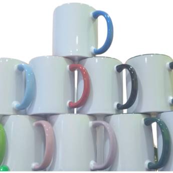 Comprar o produto de Caneca de Cerâmica Colorida Personalizada – Charme e Exclusividade em São Paulo, SP em Personalizados em São Paulo, SP por Solutudo
