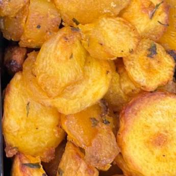 Comprar o produto de Mandioquinha assada em Acompanhamentos em Bauru, SP por Solutudo