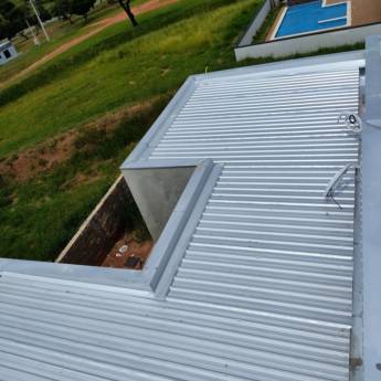 Comprar o produto de Calhas: Proteção e Eficiência para Telhados em Riviera de Santa Cristina XIII, SP em Calhas - Inox em Riviera de Santa Cristina XIII, SP por Solutudo