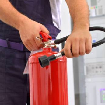 Comprar o produto de Recarga de Extintores – Segurança e Conformidade em Itararé, SP em Prevenção Contra Incêndio em Itararé, SP por Solutudo