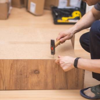 Comprar o produto de Ajuste e reforços de móveis  em Montadores de Móveis em Botucatu, SP por Solutudo Comprar o produto de Ajuste e reforços de móveis  em Montadores de Móveis em Botucatu, SP por Solutudo