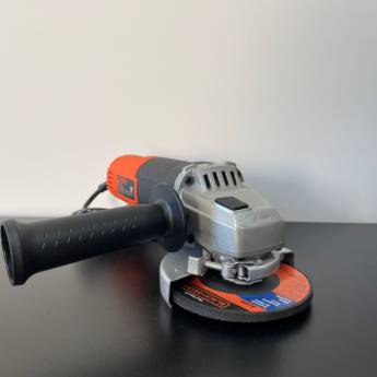 Comprar o produto de Locação de Esmerilhadeira em Carapicuíba, SP em Aluguel de Equipamentos em Carapicuíba, SP por Solutudo