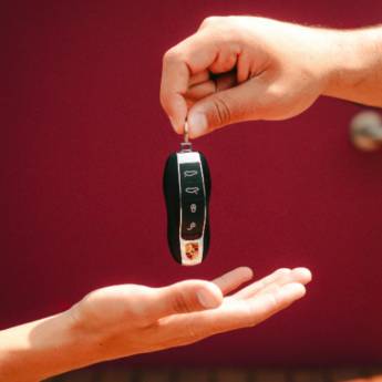 Comprar o produto de Cópia e Confecção de Chaves Modelo Canivete – Mr Reparos, São Paulo, SP em Chaves Automotivas em São Paulo, SP por Solutudo