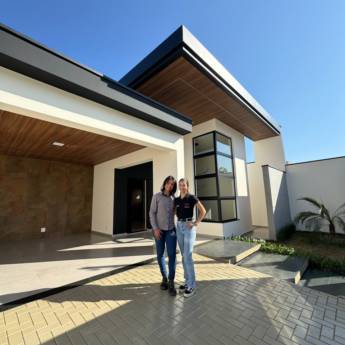 Comprar o produto de Construção de Casas de Alto Padrão – Qualidade e Sofisticação – Riviera de Santa Cristina XIII, SP em Engenharia - Engenheiros em Riviera de Santa Cristina XIII, SP por Solutudo