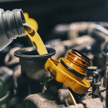 Comprar o produto de Troca de Óleo do Motor, Câmbio e Diferencial - Proteção Completa para Seu Caminhão em Bauru/SP em Filtros de Óleo em Bauru, SP por Solutudo