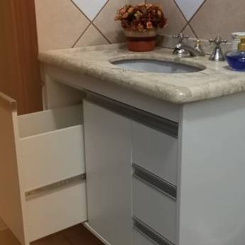 Comprar o produto de Móvel planejado para banheiro em Móveis Planejados - Marcenarias em Botucatu, SP por Solutudo