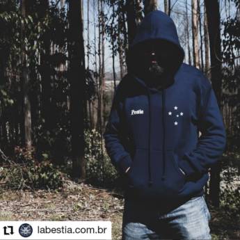 Comprar o produto de Moletom – Conforto Térmico e Personalização para o Inverno – Belo Horizonte em Confecções de Roupas em Belo Horizonte, MG por Solutudo