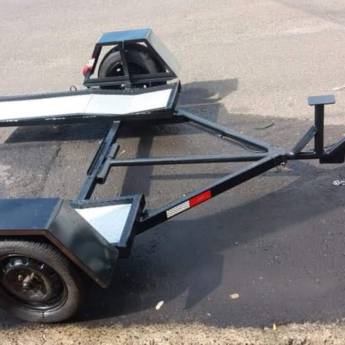 Comprar o produto de Carreta Asas Delta – Praticidade e Eficiência no Transporte de Veículos – MulttiCar Reboques, Campo Grande, MS em Carretas - Carrocerias em Campo Grande, MS por Solutudo