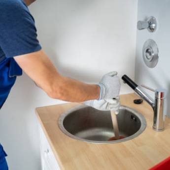 Comprar o produto de Desentupidora de Encanamento São Paulo, SP em Desentupimento em São Paulo, SP por Solutudo