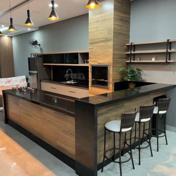 Comprar o produto de Pias e Bancadas Sob Medida com Alta Sofisticação em Piracicaba, SP em Marmorarias pela empresa Piramarmores - Marmoraria Piracicaba em Piracicaba, SP por Solutudo