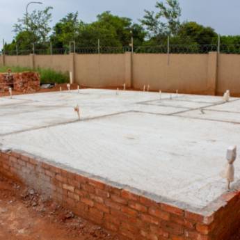 Comprar o produto de Limpeza de Laje em Instalações - Reparos em Botucatu, SP por Solutudo